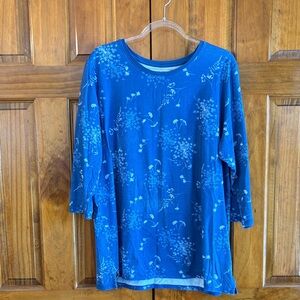 Lands' End Blue Floral Elbow Length Sleeve Top